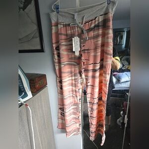 Pink Camo Print Pant